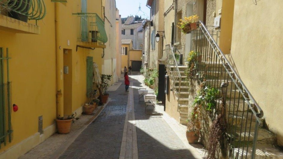 38 vieille rue de cassis